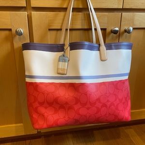 Coach Tote Bag for the beach! 🏖